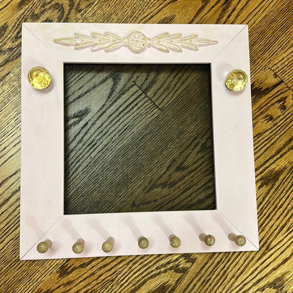 On the Wall - jewelry frame